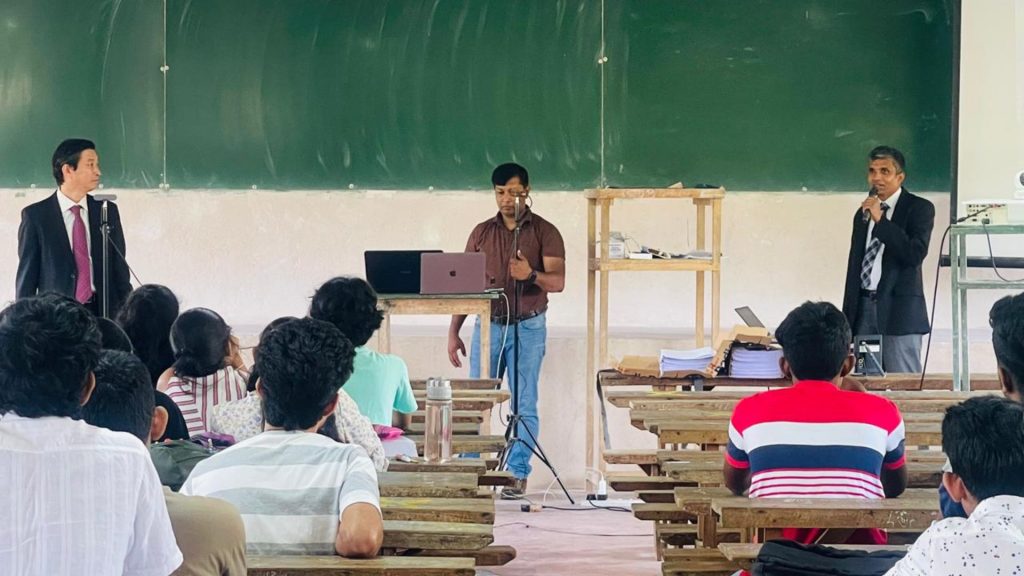 LNBTI Hosts Successful ICT Exam Workshop in Anuradhapura for 2024 A/L Students
